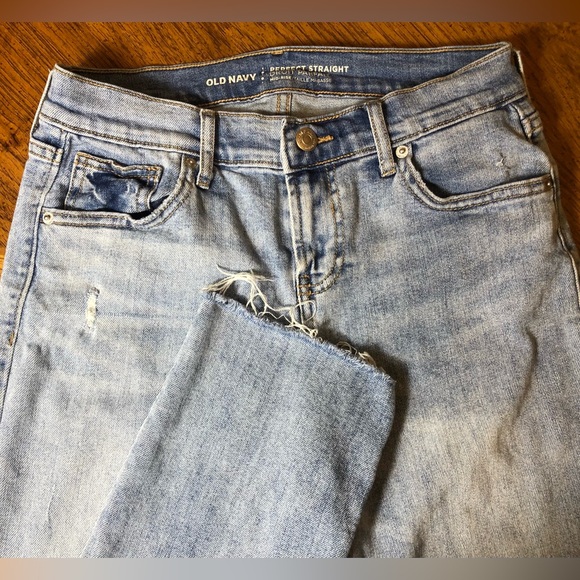 Old Navy Mid-rise Perfect Straight Jeans Size 2 - Picture 3 of 5